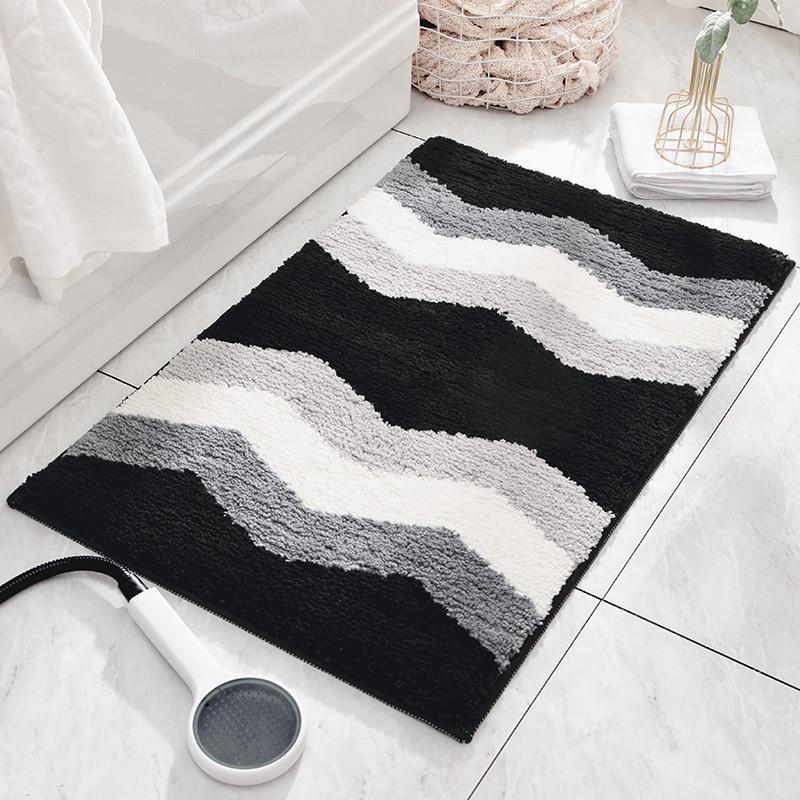 Tapis Noir et Blanc Salle de Bain