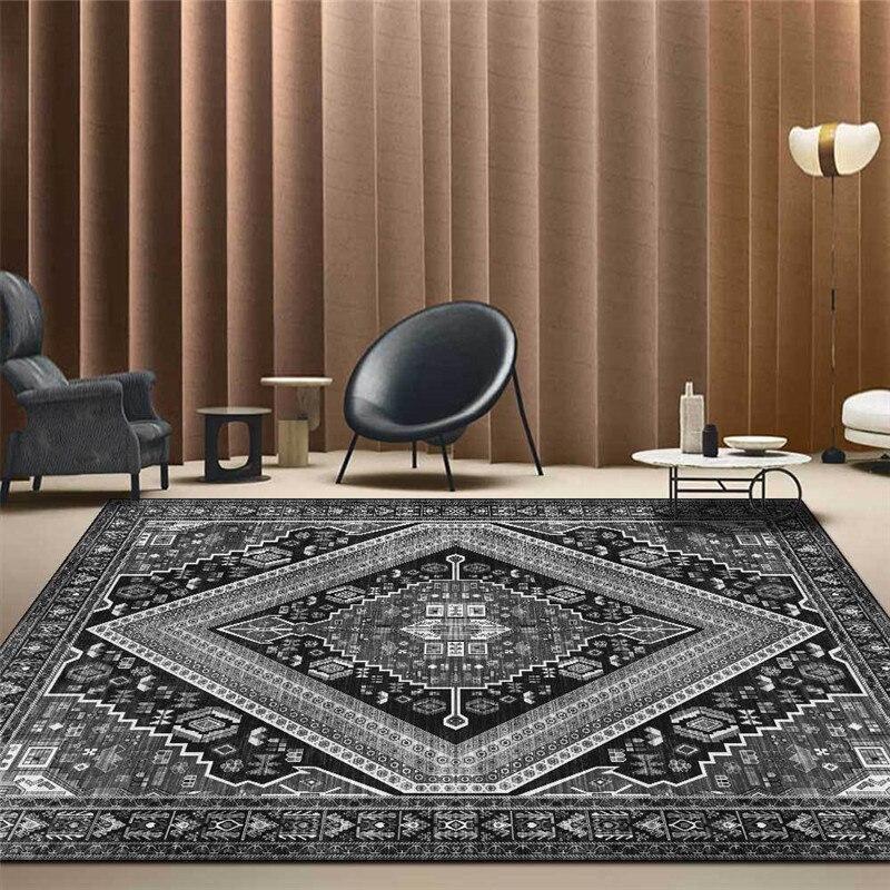 Tapis Persan Noir et Blanc